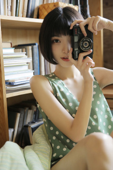 女狱秘闻